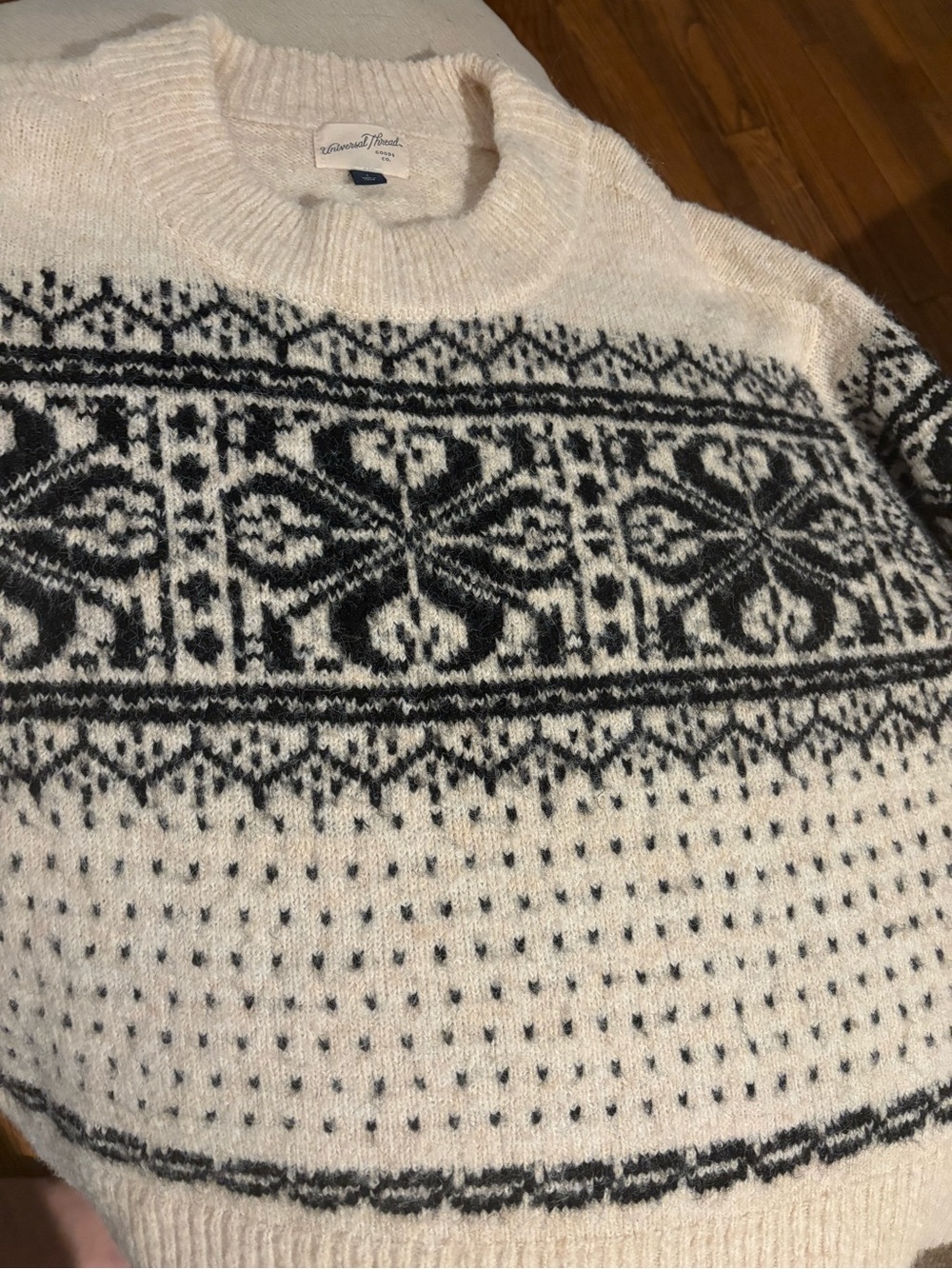 Universal Thread Cream and Black Fair Isle Crewneck Sweater